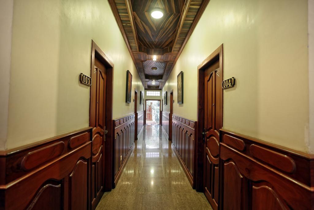 Forest King Hotel Ciudad de Siem Riep Exterior foto