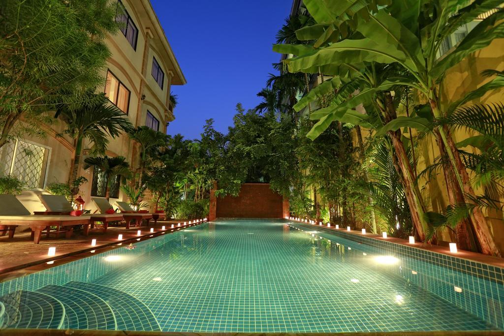 Forest King Hotel Ciudad de Siem Riep Exterior foto