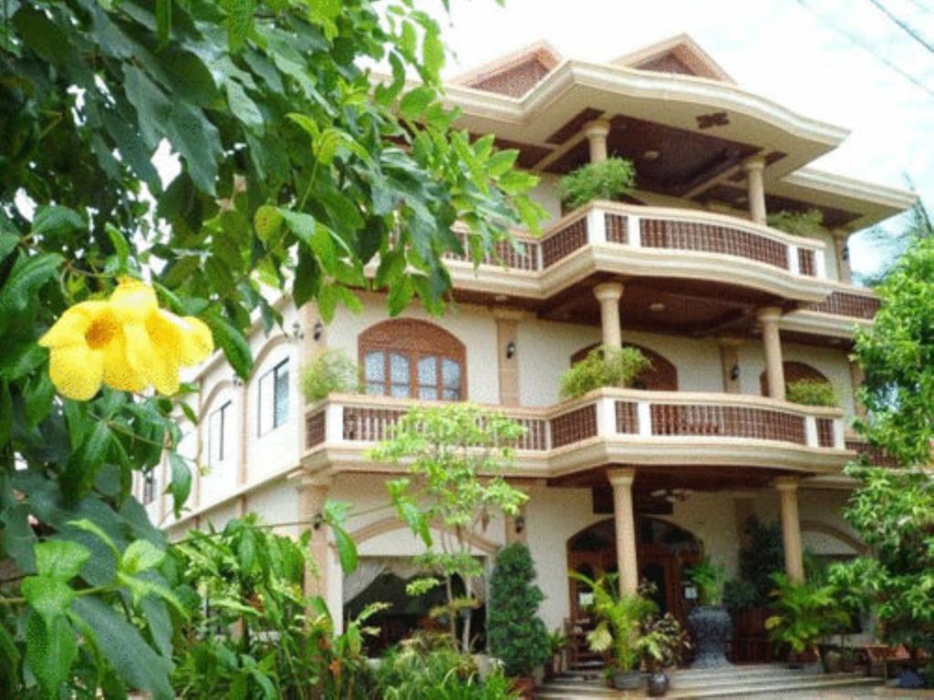 Forest King Hotel Ciudad de Siem Riep Exterior foto