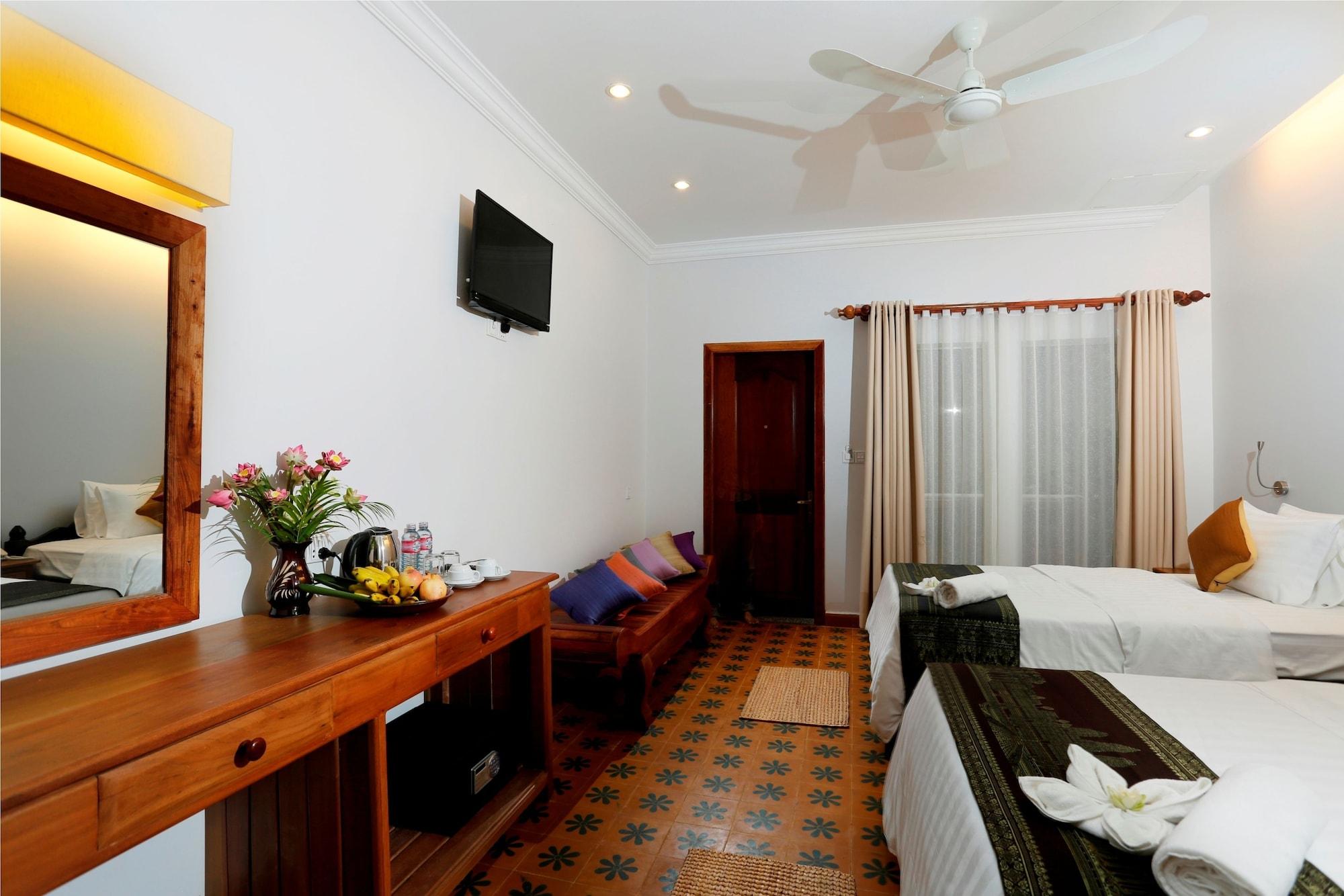 Forest King Hotel Ciudad de Siem Riep Exterior foto